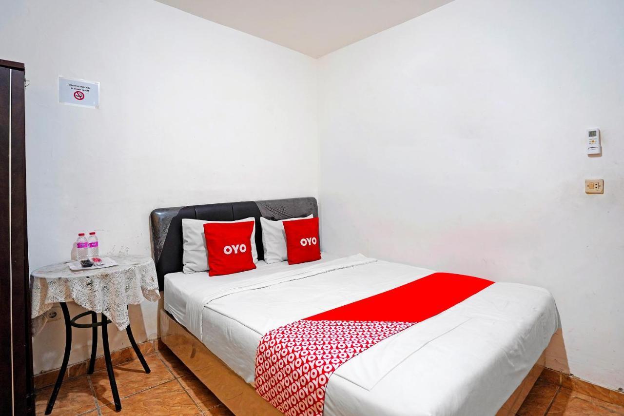 Hotel Oyo 91390 Kost Grand Royal Elite Surabaja Zewnętrze zdjęcie