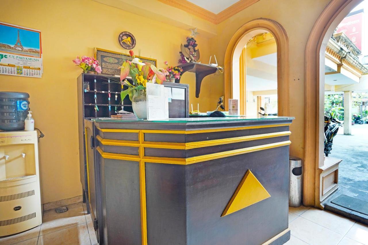 Hotel Oyo 91390 Kost Grand Royal Elite Surabaja Zewnętrze zdjęcie