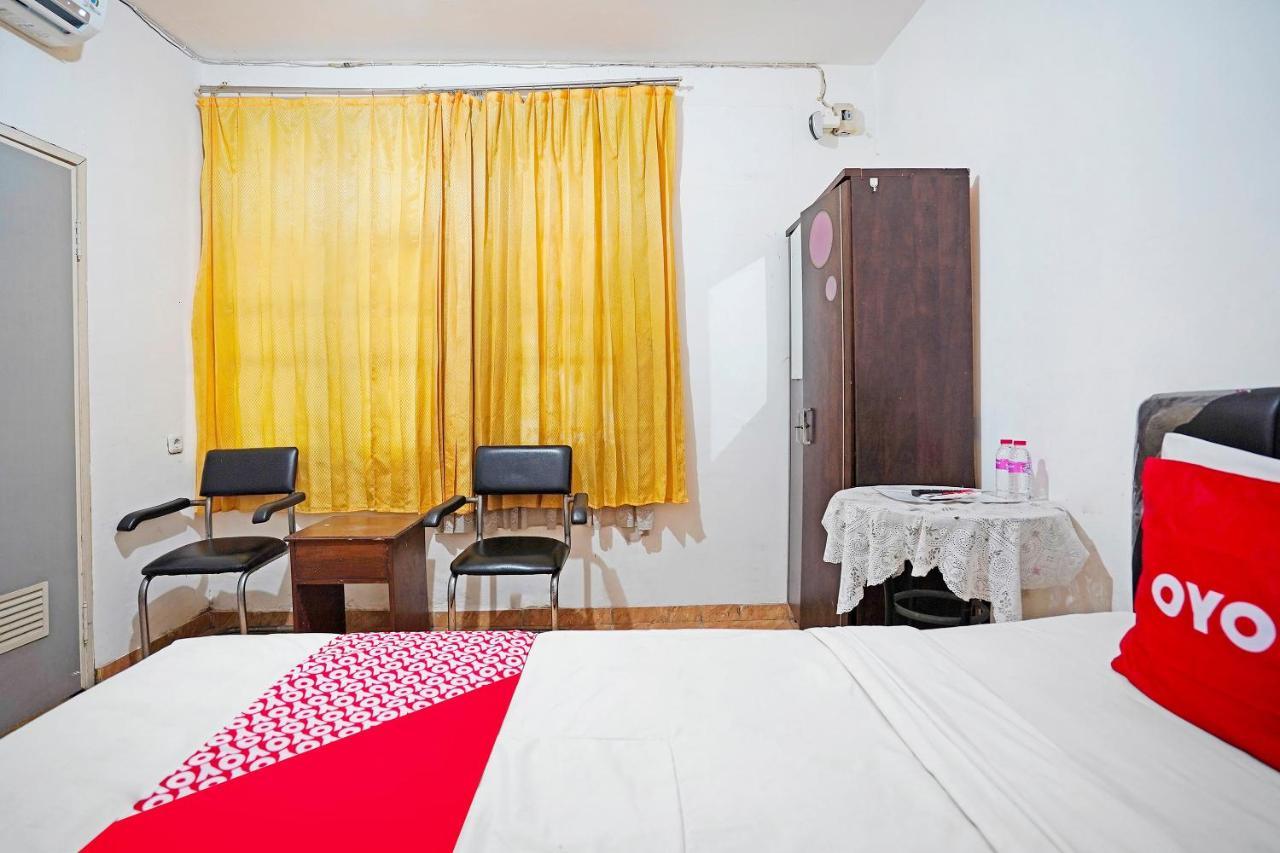 Hotel Oyo 91390 Kost Grand Royal Elite Surabaja Zewnętrze zdjęcie