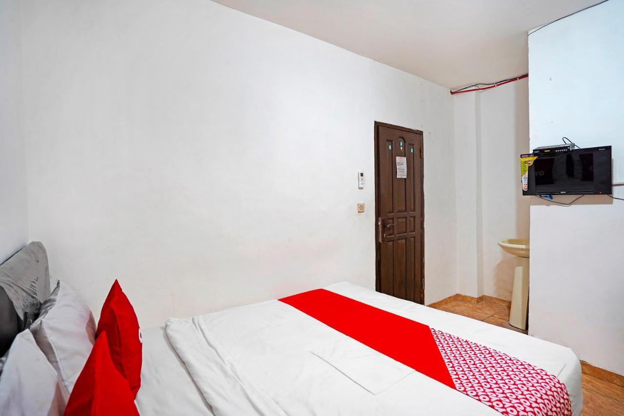 Hotel Oyo 91390 Kost Grand Royal Elite Surabaja Zewnętrze zdjęcie