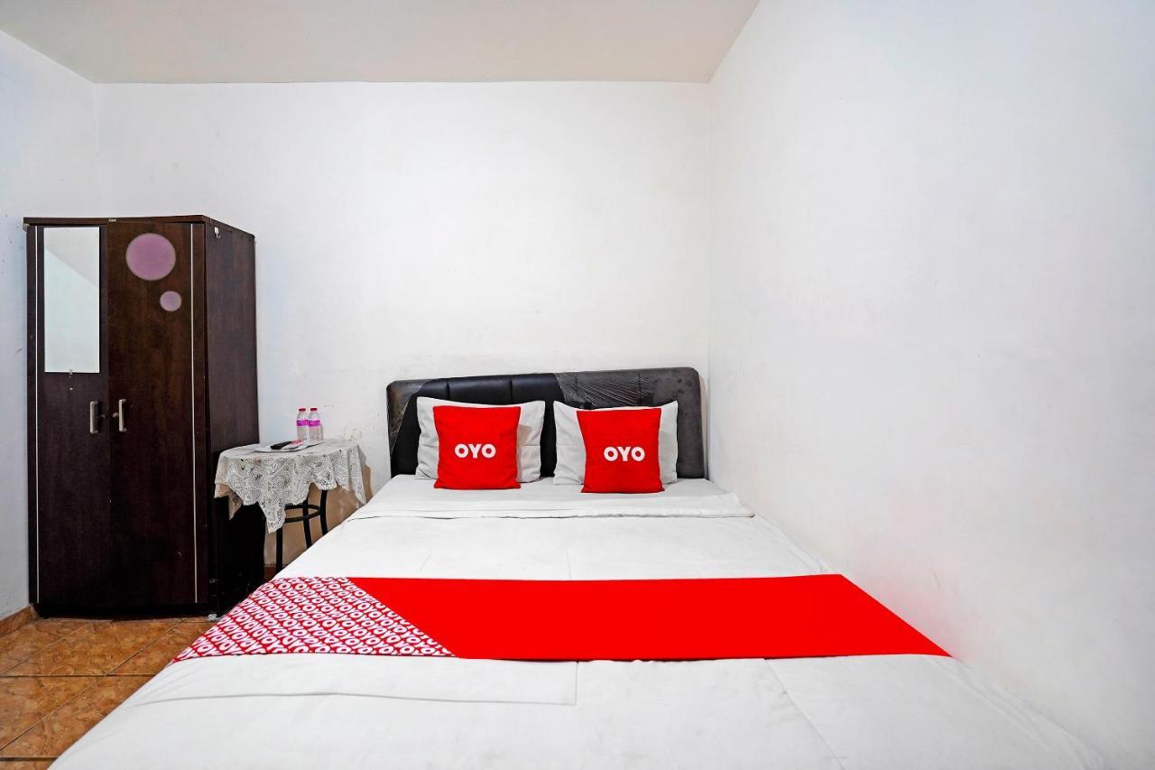 Hotel Oyo 91390 Kost Grand Royal Elite Surabaja Zewnętrze zdjęcie