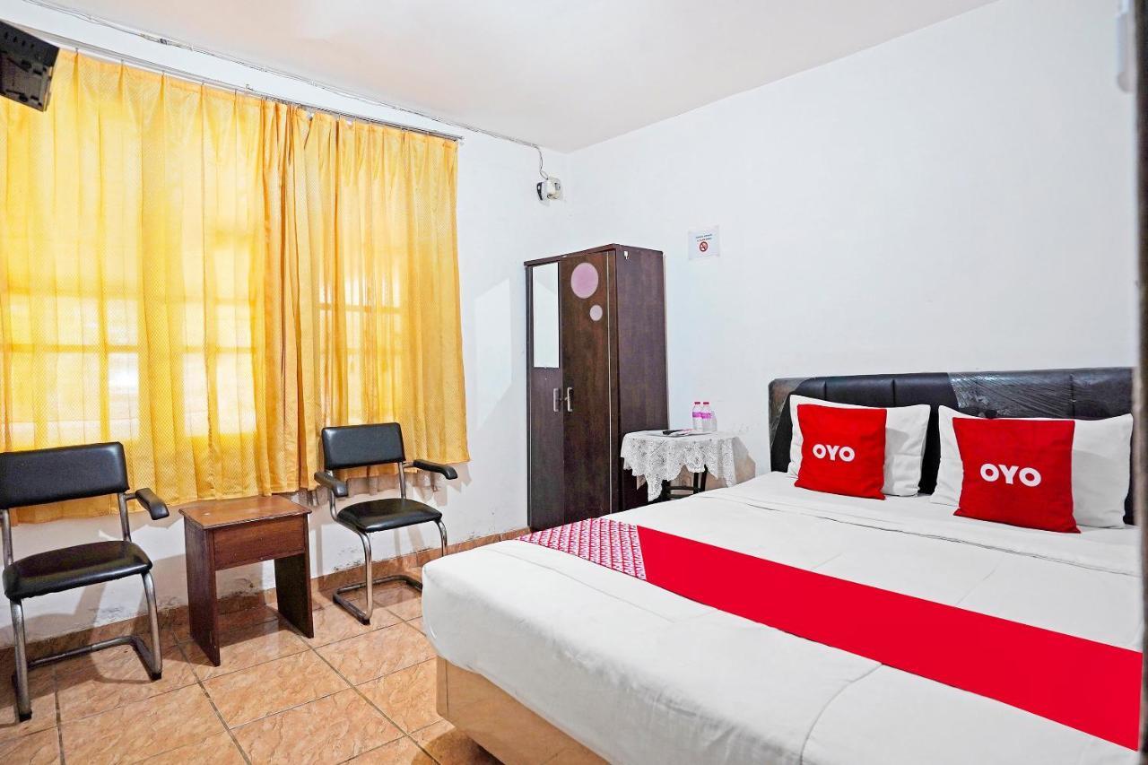 Hotel Oyo 91390 Kost Grand Royal Elite Surabaja Zewnętrze zdjęcie